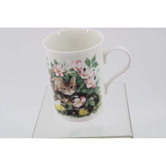 Golden Crown Tabby Calico Cat Mug England Vintage 93694 - Picture 2 of 5